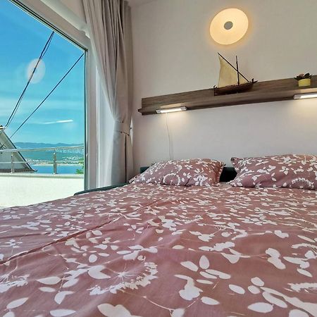 Studio Apartment Glorijeta Šilo 外观 照片